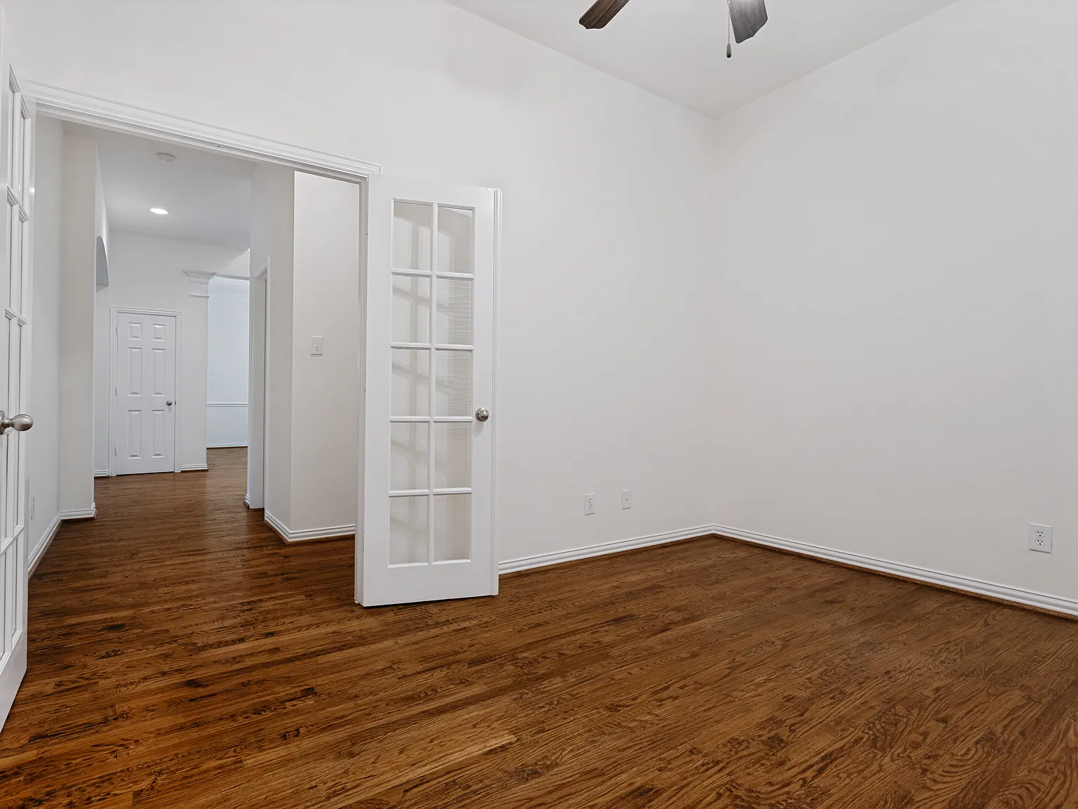 4 bed, 3316 sqft, $3,000 — Photo 4