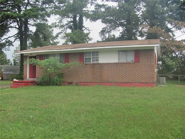 1st image of 908 Ellington Sq