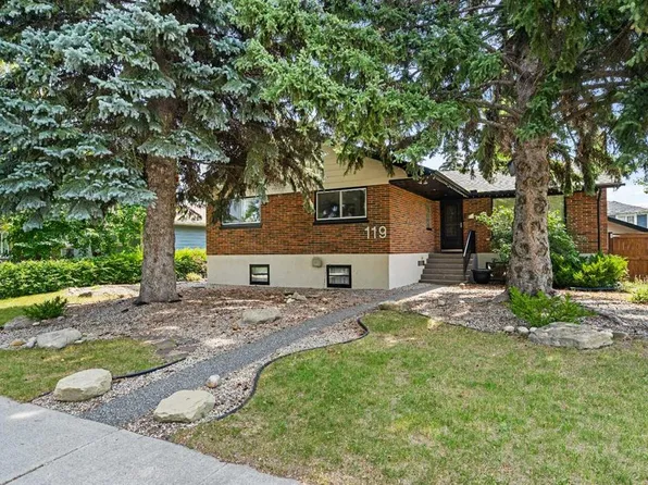 119 Coleridge Rd NW, Calgary, AB T2K 1X5