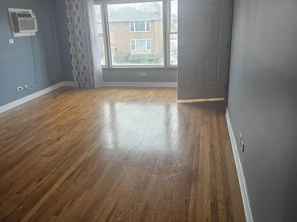 409 Madison Ave APT 2, Calumet City, IL 60409