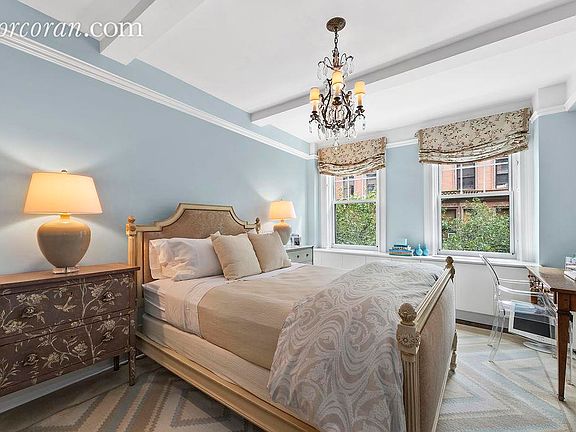 5th image of 11 W 69th St APT 3B