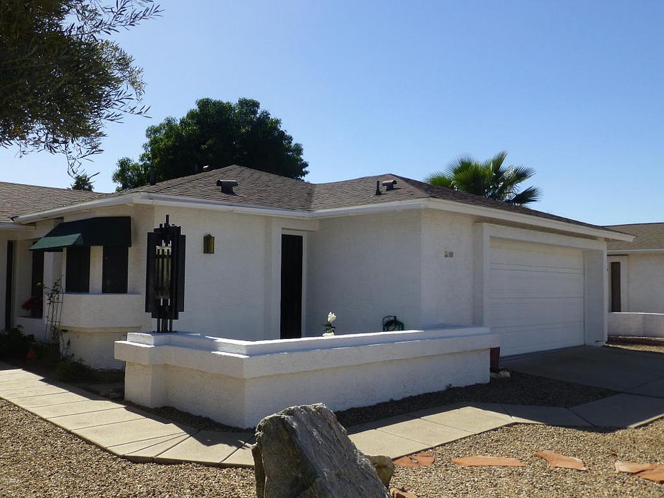 1st image of 517 W Fellars Dr