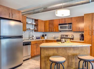 1031 Highlands Plaza Dr W #205W, Saint Louis, MO 63110