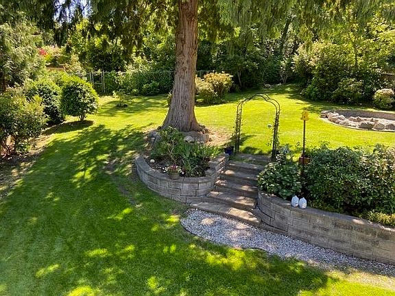 5th image of 4998 8a Ave
