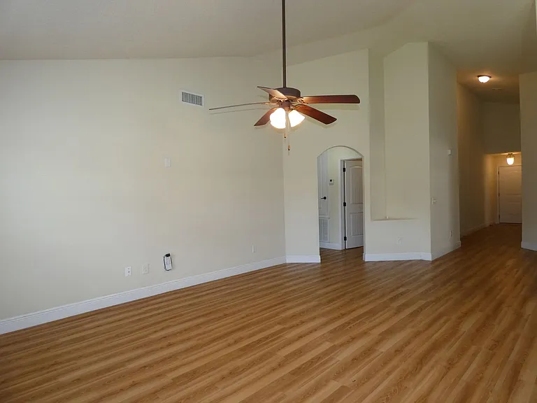 4931 Makenna Cir — Photo 16