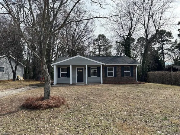 2718 Inca Ln, Winston Salem, NC 27103