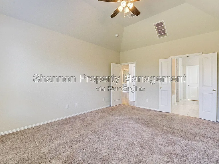 6102 Grace Falls Dr — Photo 14