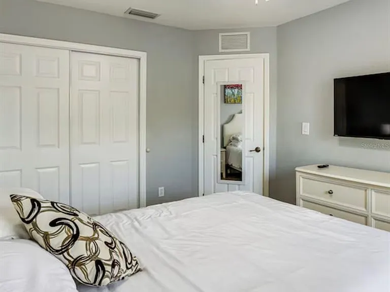 2704 Club Cortile Cir — Photo 14