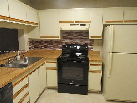 3rd image of 2386 NW 89th Dr #2386
