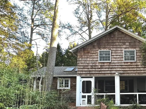 44 Henlopen Ave, Rehoboth Beach, DE 19971