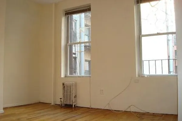 Rented by Village Living Realty | media 2