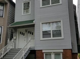 3339 N Lakewood Ave #G, Chicago, IL 60657