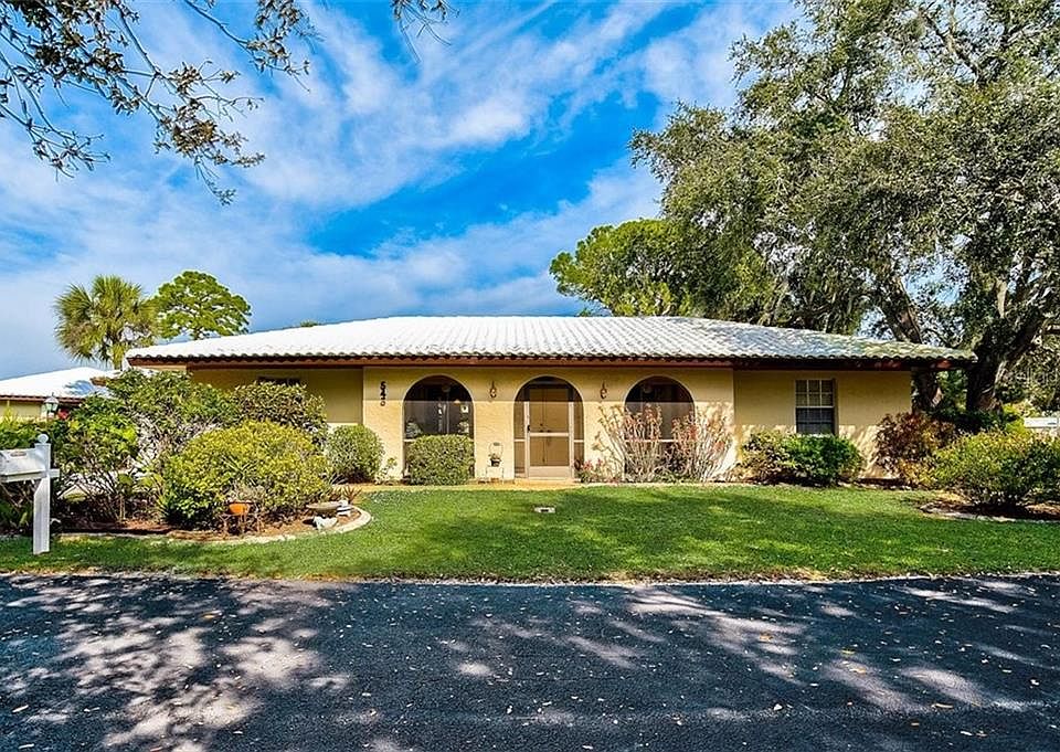 1st image of 543 Villa Park Dr #543