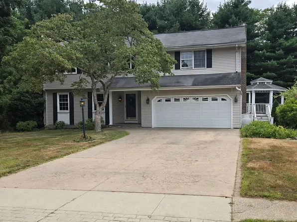 35 Renee Dr, Colchester, CT 06415