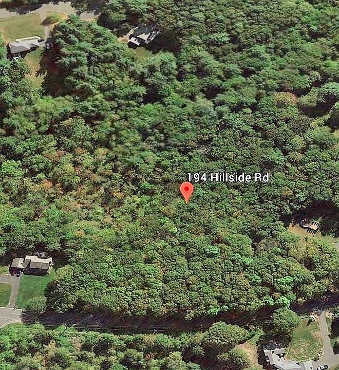 2nd image of 194 Hillside Rd