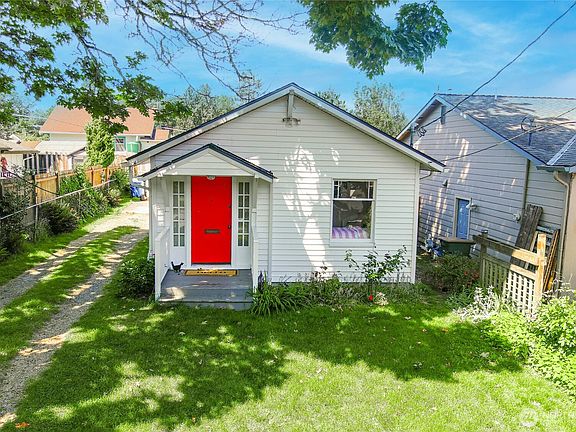 2nd image of 4051 19th Avenue SW