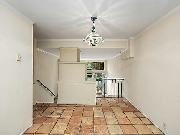 2nd image of 3290 Via Alicante
