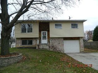 148 Sunset Ln, Bolingbrook, IL 60440