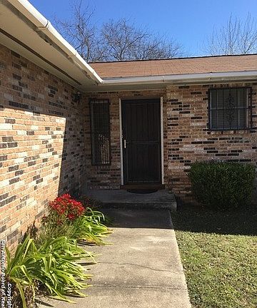 4th image of 1221 W Villaret Blvd