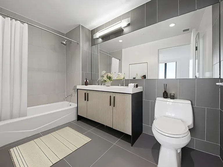 250 Ashland Pl #48J — Photo 6