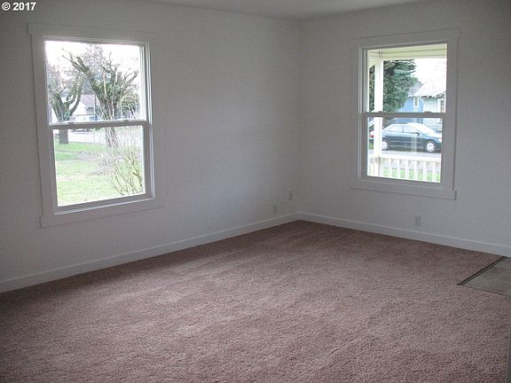 5th image of 1304 S 5th Ave