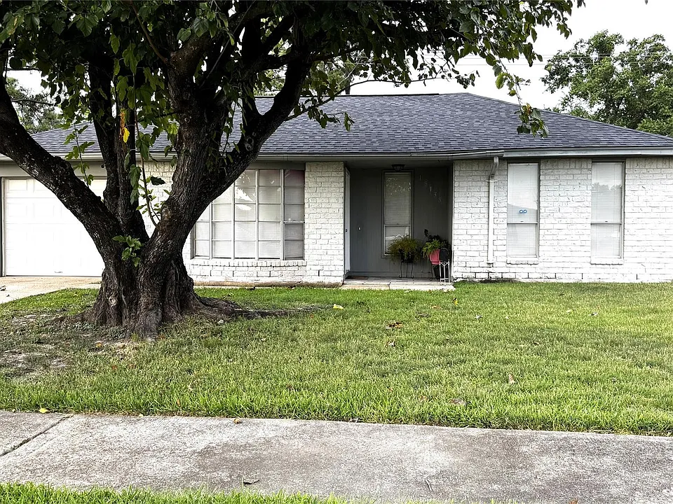 15138 Old Creek Rd
