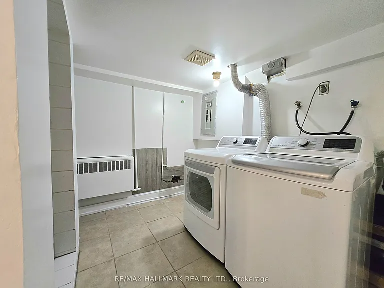49 Hunt Ave — Photo 14