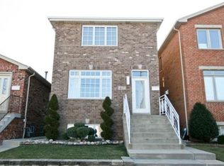 417 W 37th St, Chicago, IL 60609