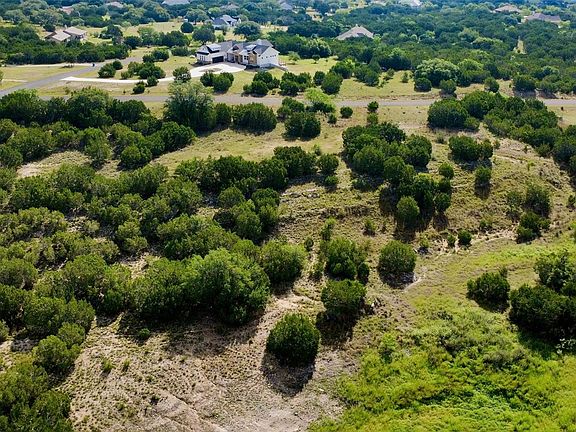 5th image of 133 Spring Hollow Dr