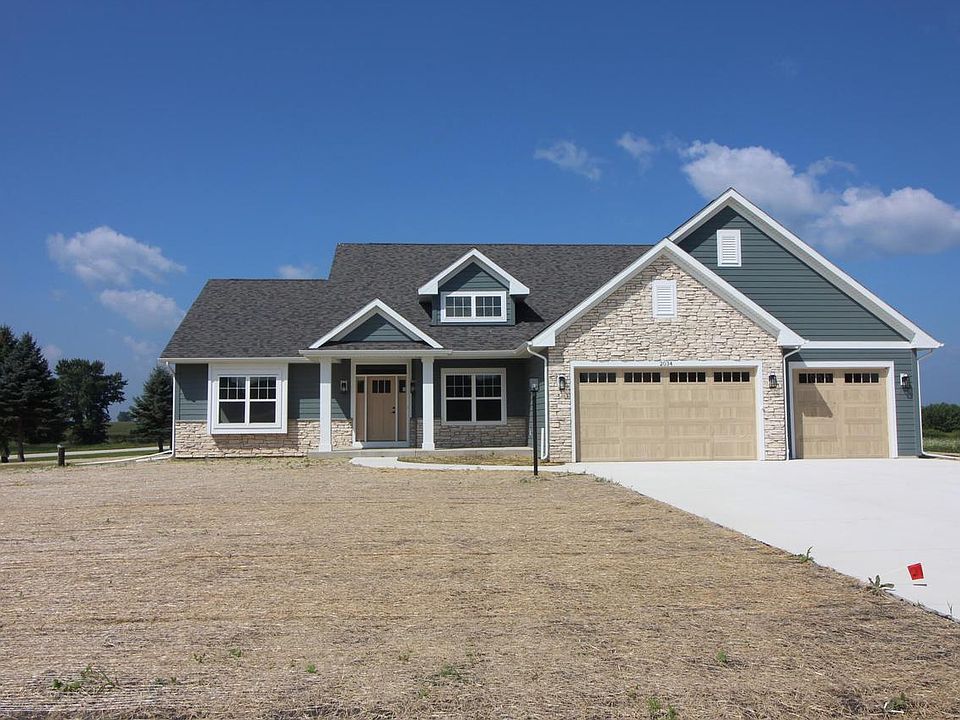 1st image of 2034 Highland WAY