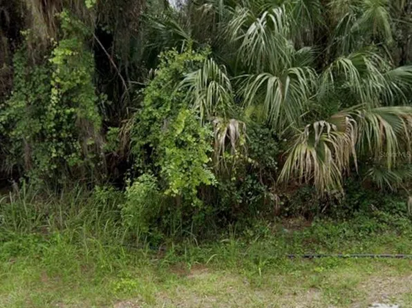 Channing Ave #12, North Pt, FL 34287