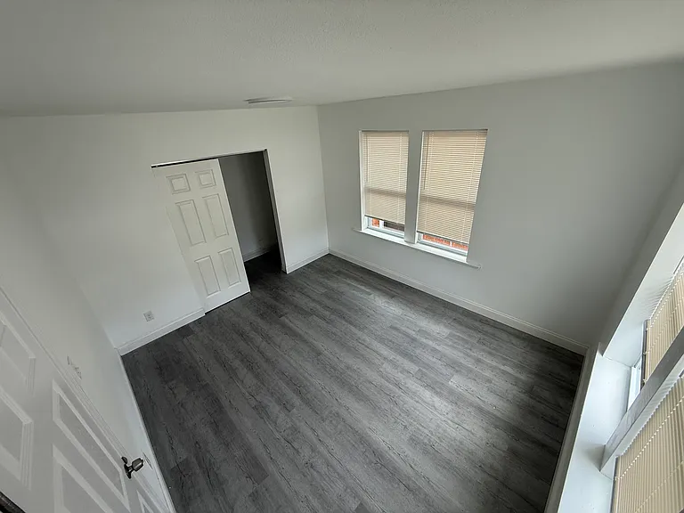 4973 Quincy St #B — Photo 8