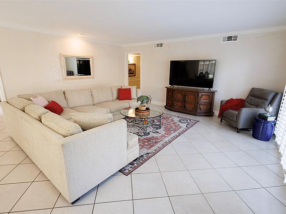 5th image of 655 S Ripple Creek Dr #655