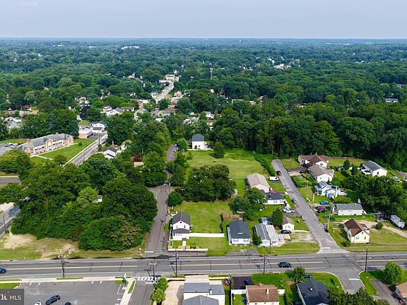 3rd image of 1509 Hurffville Rd