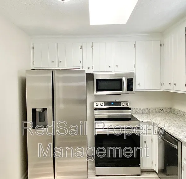 39 Whites Ln #A — Photo 13