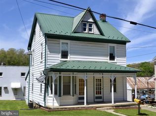 7690 Glenville Rd, Glen Rock, PA
