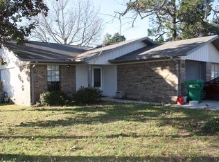 83 Catamaran Ln, Shalimar, FL 32579