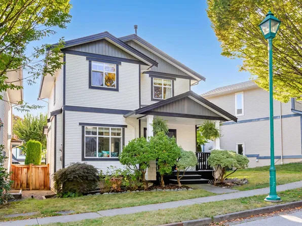 4373 Atwood Cres, Abbotsford, BC V3G 2Y7