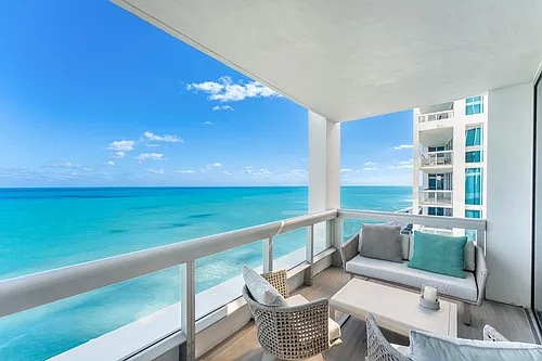 6899 Collins Ave Photo 1