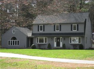 13 Suzanne Ln, Brooklyn, CT 06234