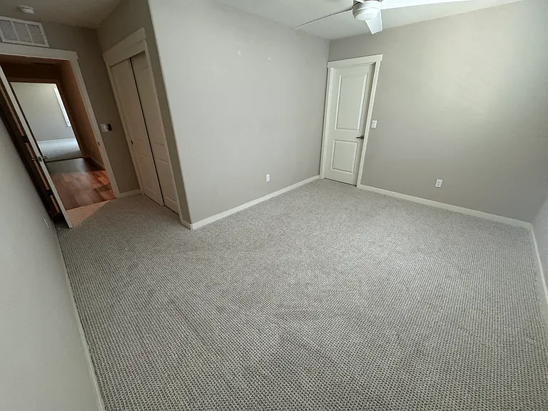 4103 Liverpool St — Photo 14