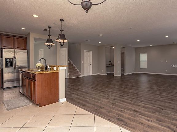 4th image of 4611 Yellow Bay Dr