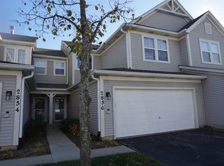 2856 Falling Waters Ln, Lindenhurst, IL 60046