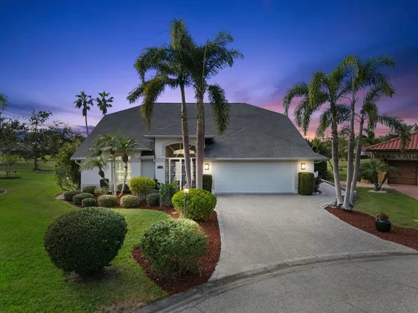 6170 Misty Oaks Dr, Sarasota, FL 34243