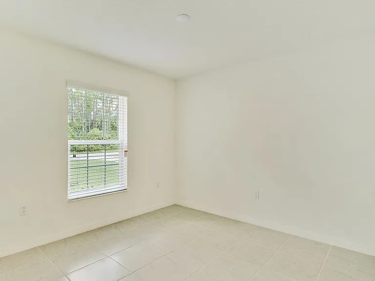 24 Farnum Ln #A — Photo 6