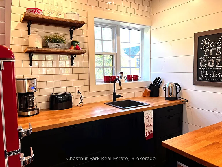 115 Tyrolean Ln — Photo 13