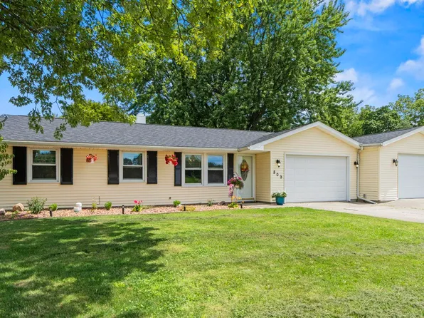 809 S Harrison St, Garrett, IN 46738