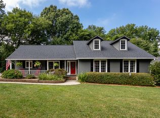 6522 Long Meadow Rd, Charlotte, NC 28210