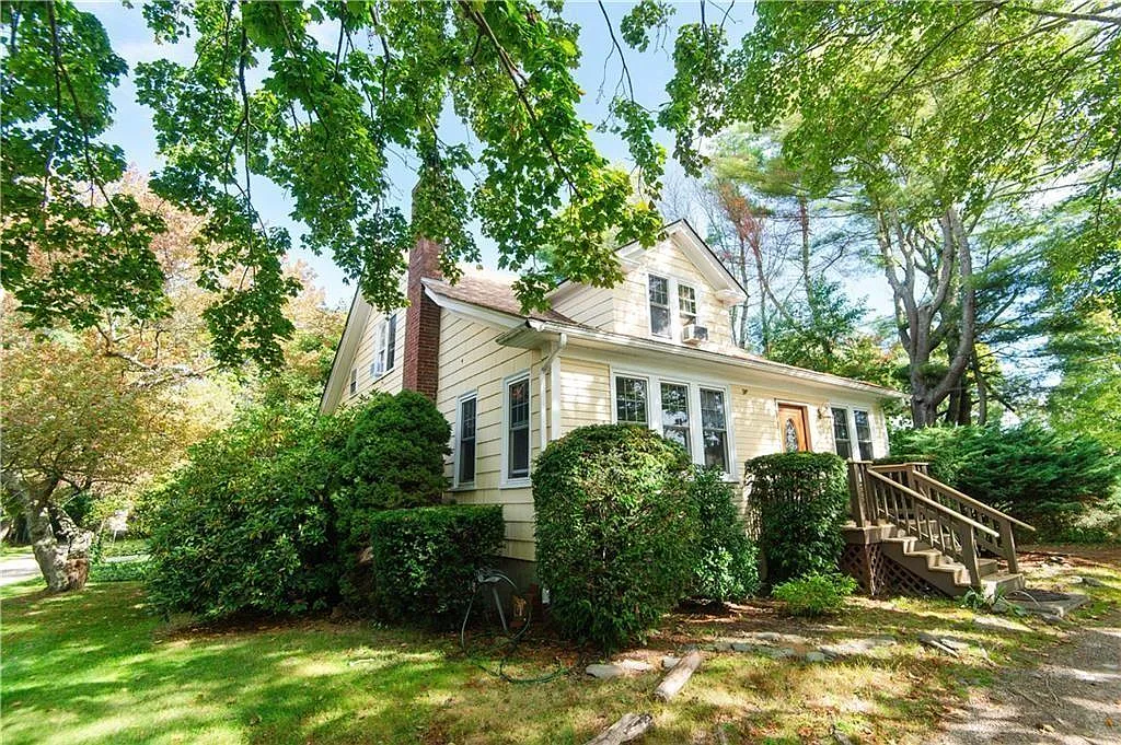 4 bed, 2268 sqft, $3,600 — Photo 1