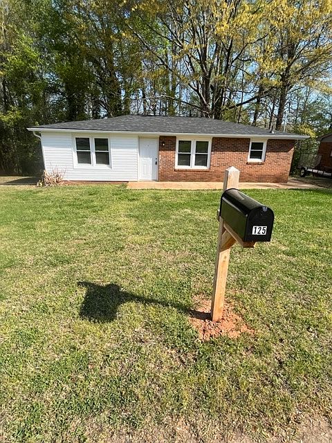 1st image of 125 Tumblewood Ct